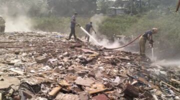Kebakaran di Pondok Bahar, BPBD Kota Tangerang Gunakan Metode Suntik Padamkan Api
