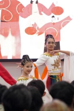 Menyelami Warisan Peranakan Tionghoa Lewat Local Culture and Interfaith Expo BINUS Malang