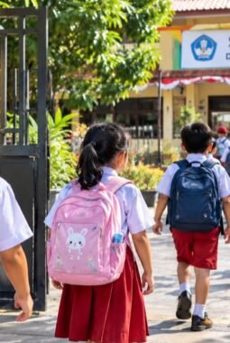 Sekolah di Tangerang Terapkan PJJ, Antisipasi Dampak Sebaran Abu Vulkanik