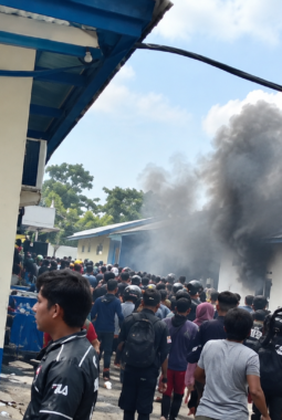 Viral Video Dapur SPPG di Lombok Dibakar Massa, Ini Fakta Sebenarnya