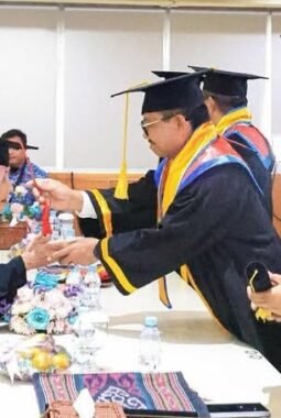 Walikota Tangerang Sachrudin Wisuda 405 Lansia Angkatan Kedua Tahun 2026